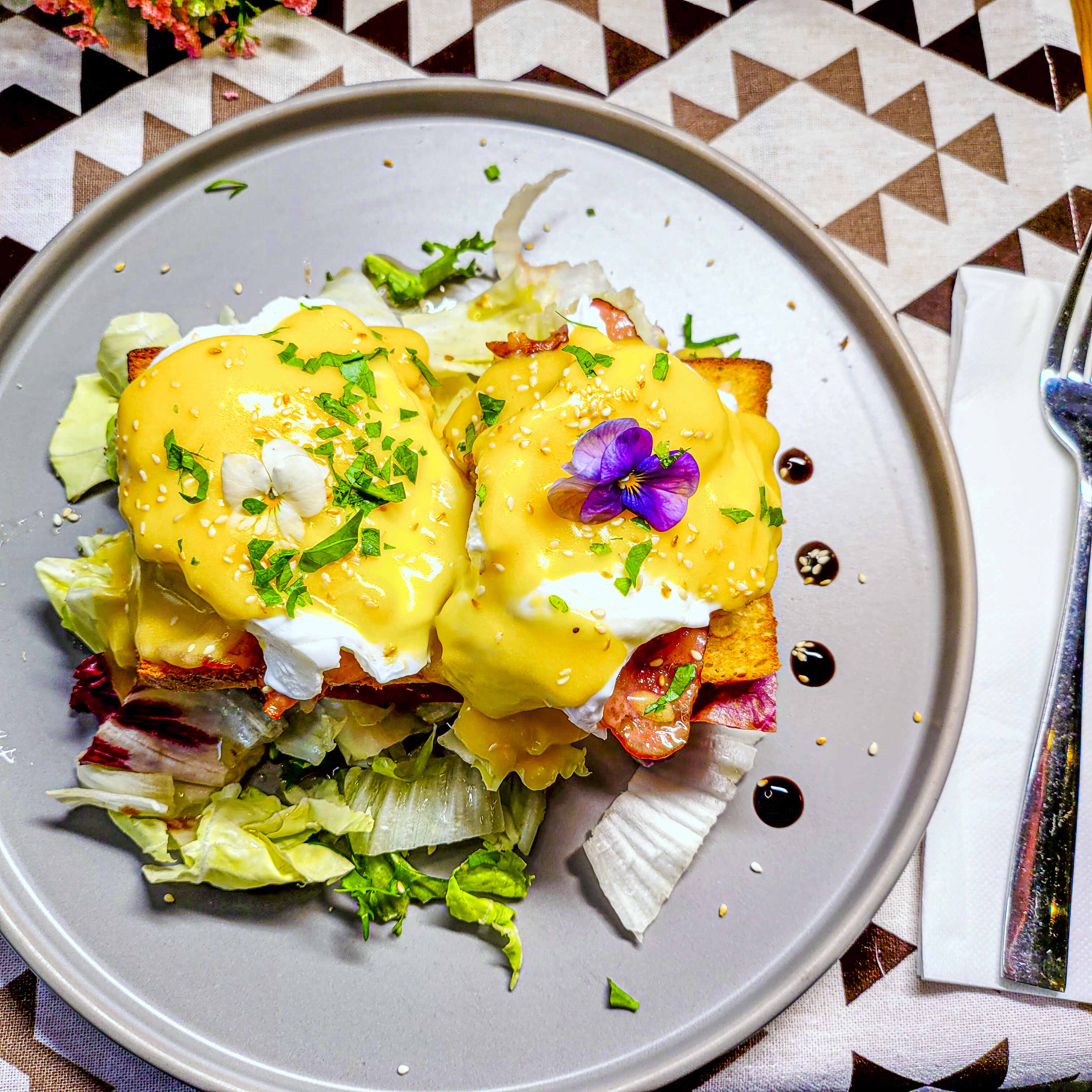 Eggs Benedict